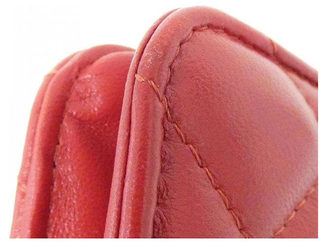 Portafoglio con catena Chanel Timeless Classic Rosso - vista 3