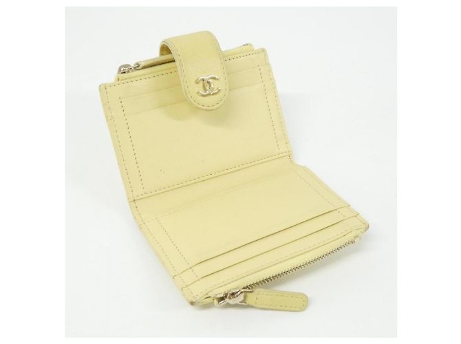 Monedero Chanel Timeless Classic Line Amarillo - vista 7