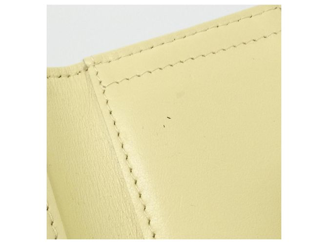 Monedero Chanel Timeless Classic Line Amarillo - vista 8