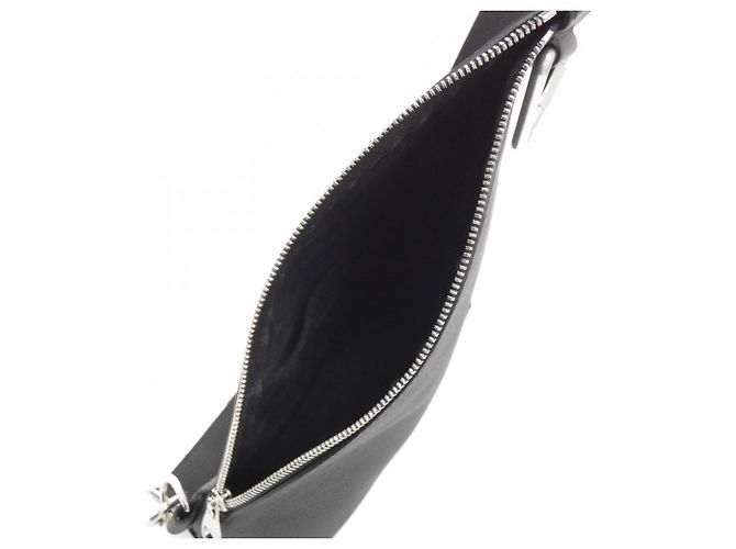 Borsa a tracolla Louis Vuitton LV Touch Delta Sling Bag Nero - vista 6
