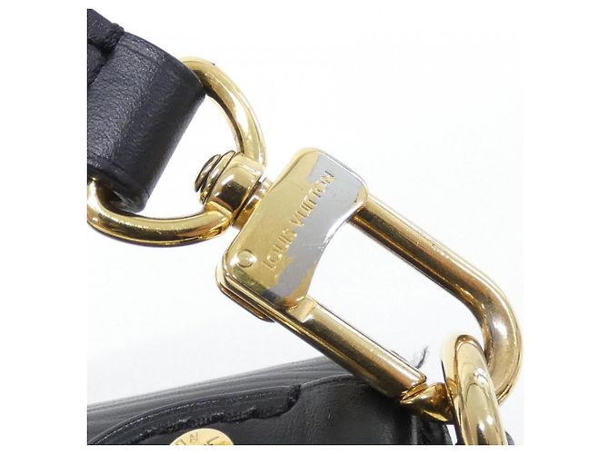 Borsa a Spalla Louis Vuitton Epi Saumur BB Nero - vista 5