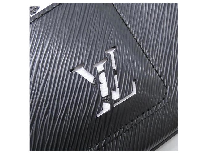Borsa a Spalla Louis Vuitton Epi Marelle Nero - vista 4