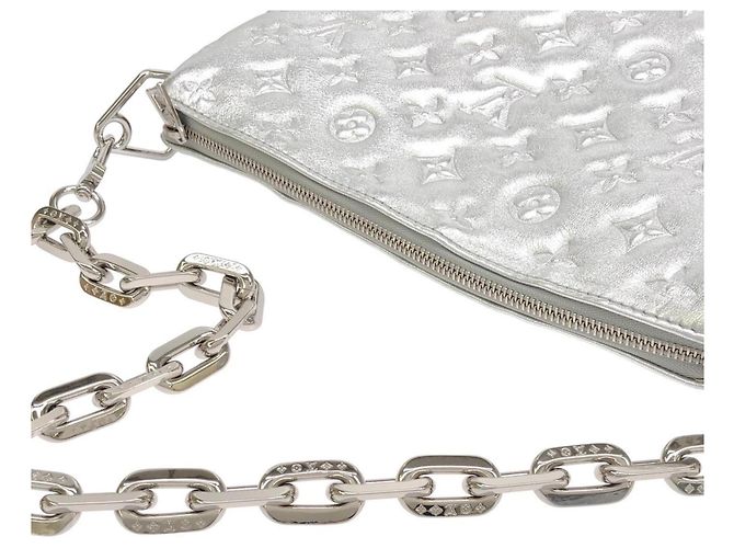 Borsa a Spalla Louis Vuitton Coussin PM M57913 Argento - vista 5