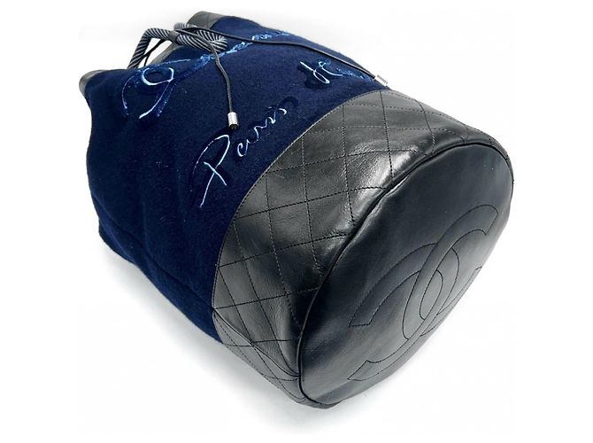 Borsa a tracolla in lana e pelle blu navy da donna Chanel - vista 3