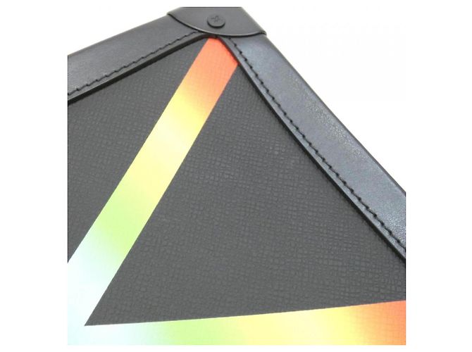 Borsa a tracolla Louis Vuitton Taiga Rainbow Color Soft Trunk Nero - vista 4