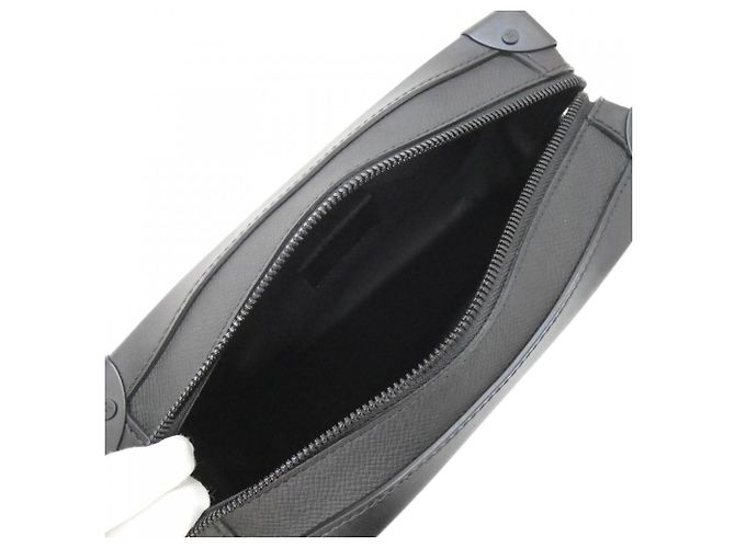 Borsa a tracolla Louis Vuitton Taiga Rainbow Color Soft Trunk Nero - vista 9