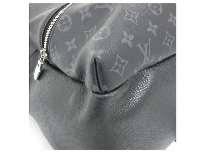 Zaino Louis Vuitton Taiga Rama Discovery Nero - vista 3