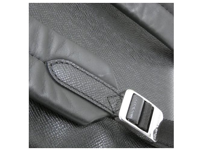 Zaino Louis Vuitton Taiga Rama Discovery Nero - vista 8