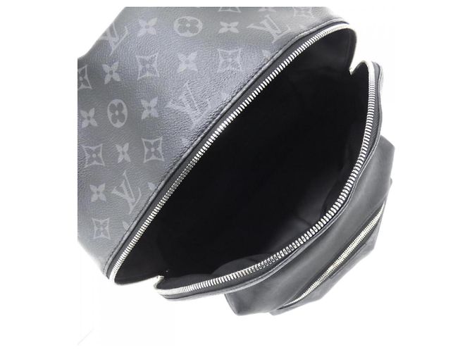 Zaino Louis Vuitton Taiga Rama Discovery Nero - vista 9