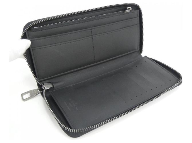 Louis Vuitton Damier Infini Zippy Wallet Black - view 5