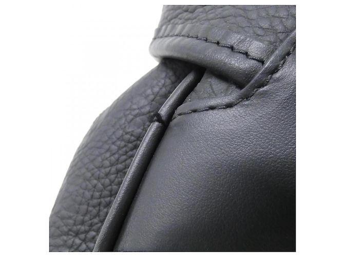 Zaino Louis Vuitton Taurillon Monogram Montsouris Nero - vista 4