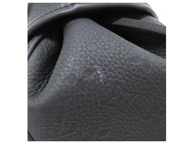 Zaino Louis Vuitton Taurillon Monogram Montsouris Nero - vista 5