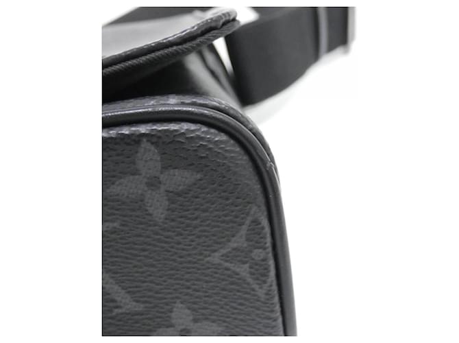 Louis Vuitton Monogram Eclipse District PM Schultertasche Schwarz Monogramm - Ansicht 3