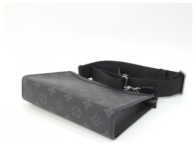 Portafoglio Gaston Monogram Eclipse Reverse Louis Vuitton Nero Grigio - vista 2
