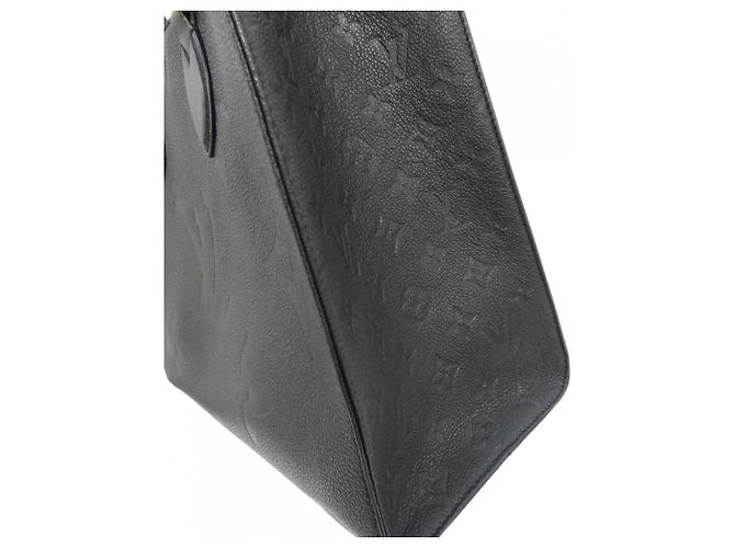 Borsa Louis Vuitton Monogram Empreinte OnTheGo MM Nero - vista 3