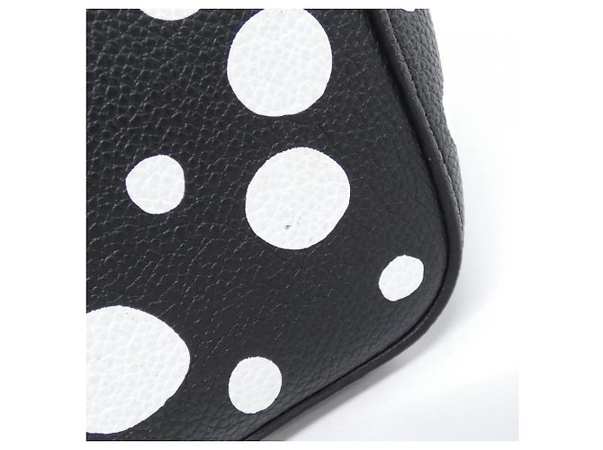 Néonoé Borsa a Spalla Louis Vuitton Monogram Empreinte Neo Noe MM Nero - vista 3