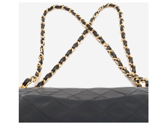 Chanel Schwarze Vintage 1991 Classic Double Flap Tasche aus Lammleder, Größe medium - Ansicht 8