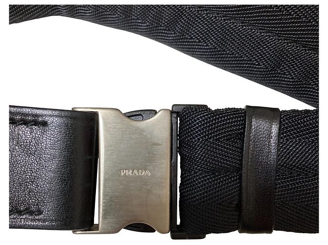 Chaqueta entallada de nylon Prada Negro - vista 8