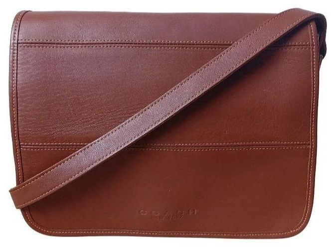 Coach Vintage Glove Tanned Leather Shoulder Bag Brown - view 4