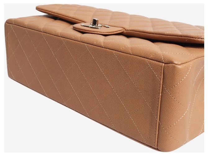 Chanel Bolsa maxi Classic Double Flap acolchoada em caviar Blush - vista 11