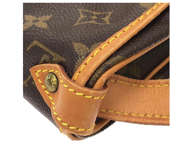 Louis Vuitton Monogram Saumur Schultertasche Braun - Ansicht 6