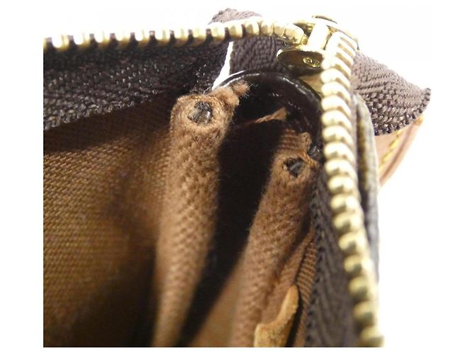 Louis Vuitton Monogram Cherry Pochette Accessoires Marrone - vista 8