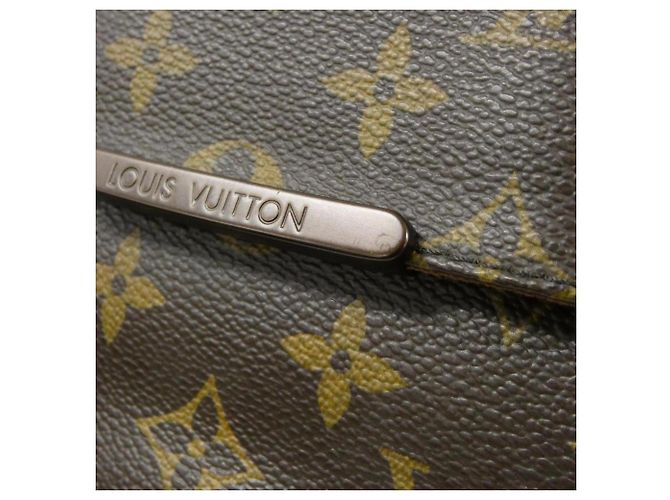 Borsa a Spalla Louis Vuitton Monogram Messenger Bobour MM Marrone Monogramma - vista 4