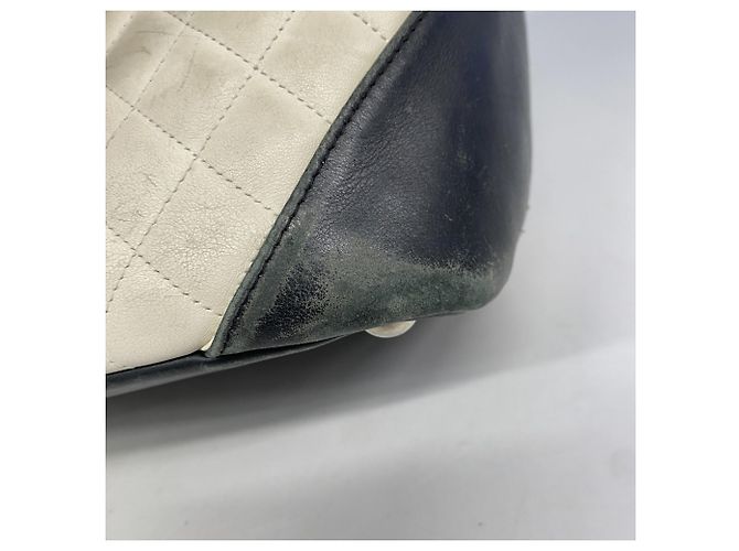 Chanel Cambon Lambskin Tote Bag Schwarz Weiß - Ansicht 7