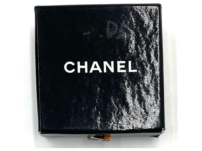 Orecchini a clip Chanel Oro e Bianco D'oro - vista 7