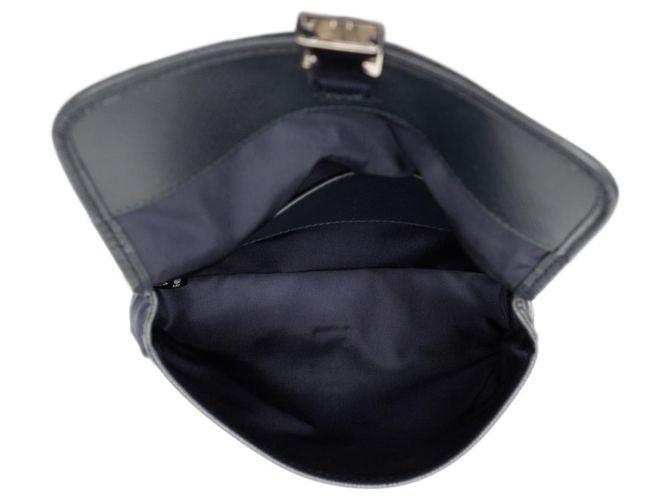 Saffiano Borsa a tracolla in nylon con logo triangolo Prada Blu navy - vista 4