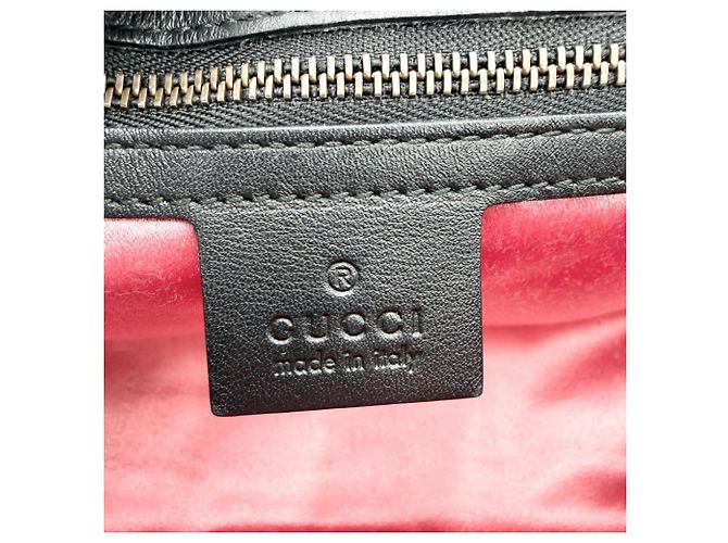 Bolsa de ombro Gucci GG Marmont acolchoada com corrente Small Preto - vista 5