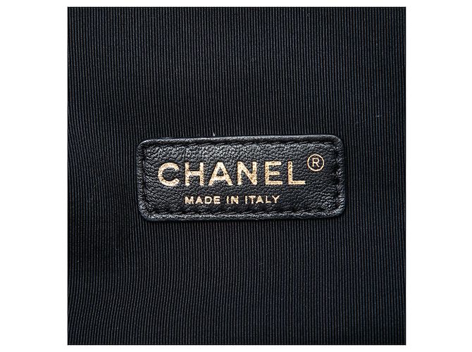 Camera Pochette caméra Chanel Beige Tricolor en peau d'agneau matelassée avec graphisme - vue 5