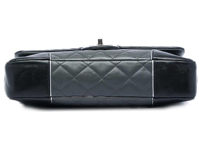 Chanel Gray Paris Salzburg Medium Bicolor gestepptes Lammleder Tyrolean Flap Braun - Ansicht 3