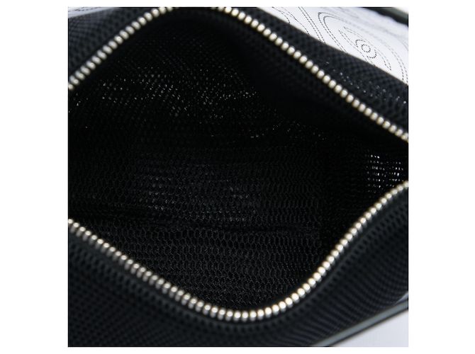 Bolsa Bucket Chanel Black Small em PVC e couro de vitelo amassado Camellia Coco Preto - vista 4