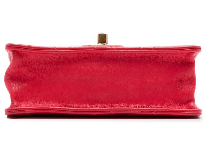 Chanel Red Small Quilted Lambskin Chic Pearls Flap Rosso - vista 3