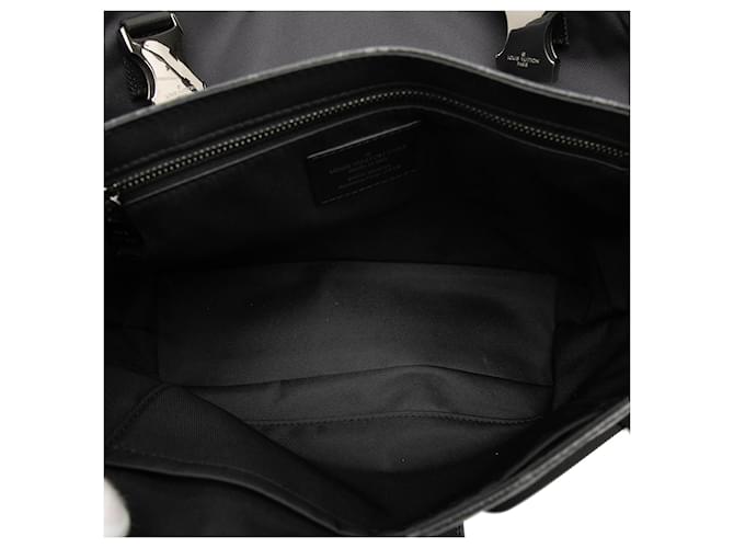 Louis Vuitton Nero Monogram Eclipse Voyager PM - vista 4