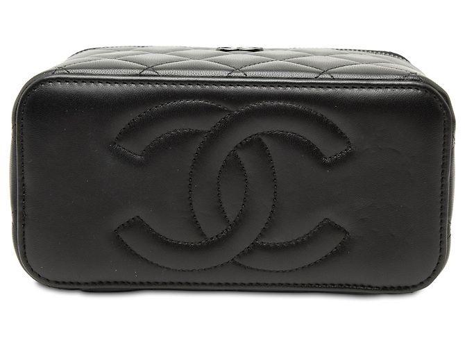 Vanity Chanel Beauty Case So Black in agnello nero piccolo con manico e catena - vista 3