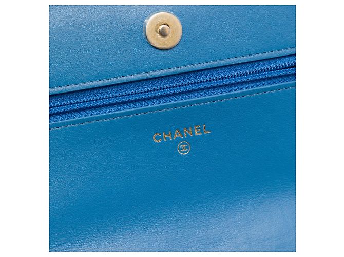 Wallet On Chain Portafoglio con catena Chanel 19 in agnello trapuntato blu - vista 5