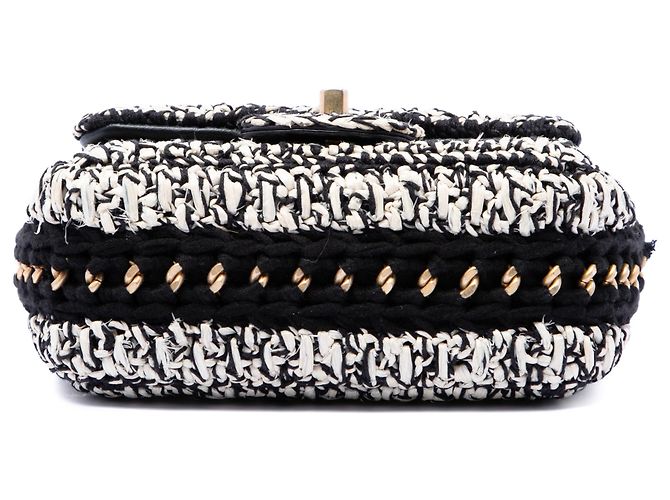Chanel White Raffia Braided with Love Flap Bianco Crudo - vista 3