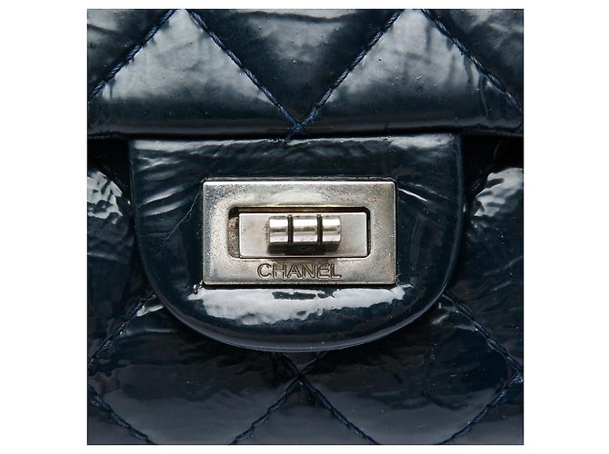 Chanel Blue Quilted Crinkled Patent Reissue 2.55 Double Flap 226 Blu navy - vista 5