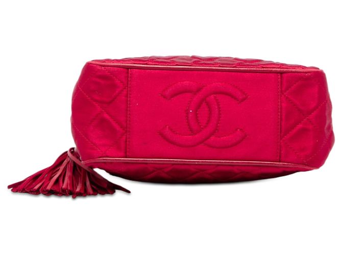 Borsa a tracolla Chanel Red CC in raso trapuntato con nappa e catena Rosso - vista 3