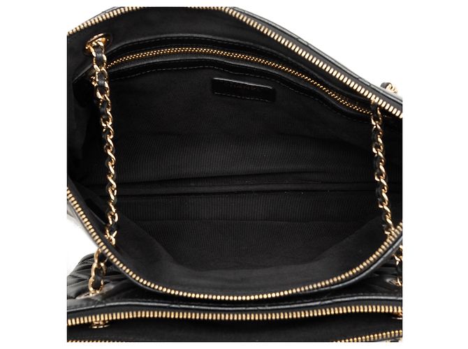 Chanel Black CC trapuntato in agnello con doppia zip a tracolla Nero - vista 4
