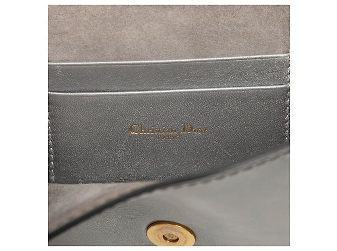 Clutch J'Adior in pelle di vitello metallizzata argento Dior con catena - vista 5