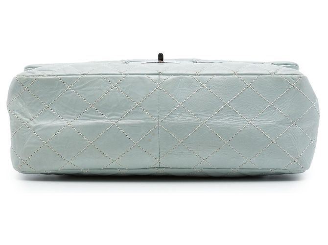 Chanel Reissue 2.55 Double Flap 227 in pelle di vitello invecchiata trapuntata grigia Marrone Grigio - vista 3