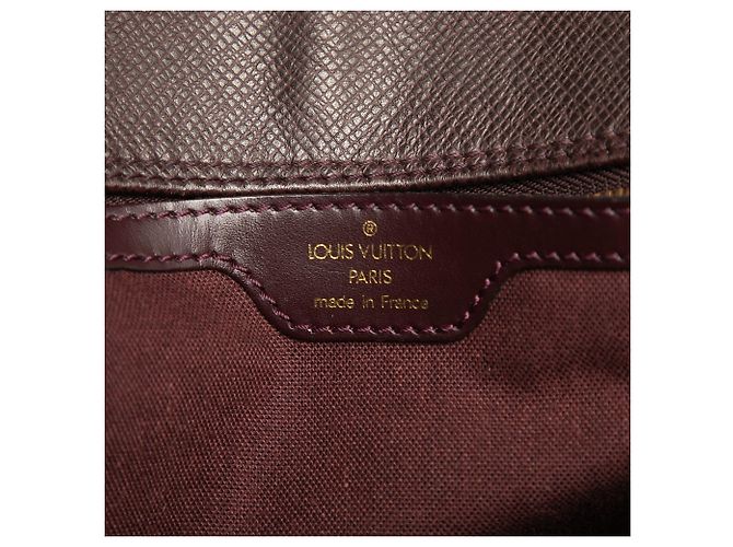 Louis Vuitton Borsa Reporter Taiga Rossa PM Rosso Bordò - vista 5