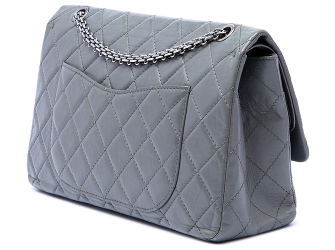 Chanel Reissue 2.55 Double Flap 227 in pelle di vitello invecchiata trapuntata grigia Marrone - vista 2
