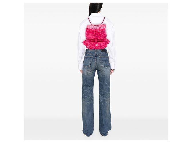 Zaino convertibile Chanel Coco Neige in nylon stampato rosa - vista 5
