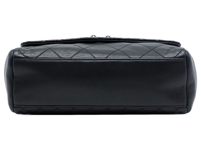 Anello a catena Chanel Black Quilted Calfskin Bijoux Chain Flap Nero - vista 3