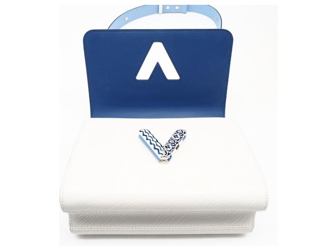 Borsa a tracolla Louis Vuitton Epi Twist MM Bianco Blu - vista 13