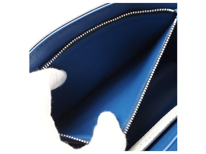 Borsa a tracolla Louis Vuitton Epi Twist MM Bianco Blu - vista 17